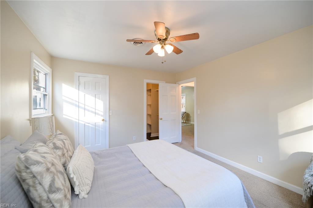 119 Edith Lane Yorktown VA 23692