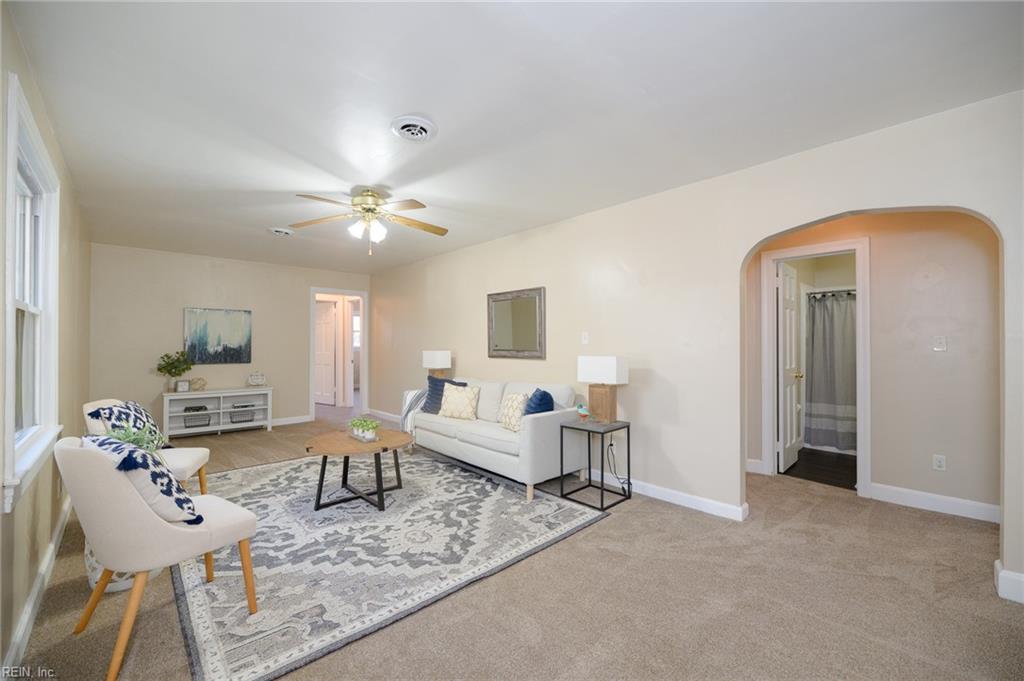 119 Edith Lane Yorktown VA 23692