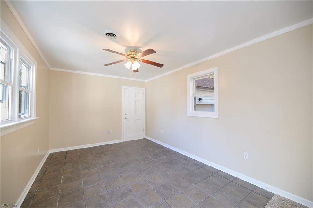 119 Edith Lane Yorktown VA 23692