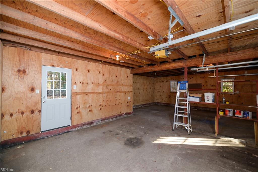 119 Edith Lane Yorktown VA 23692