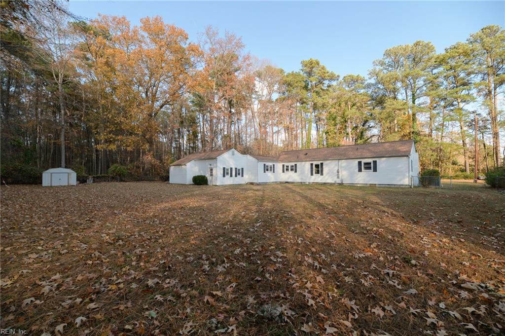 119 Edith Lane Yorktown VA 23692