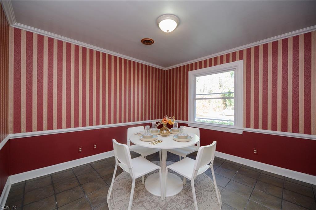 119 Edith Lane Yorktown VA 23692