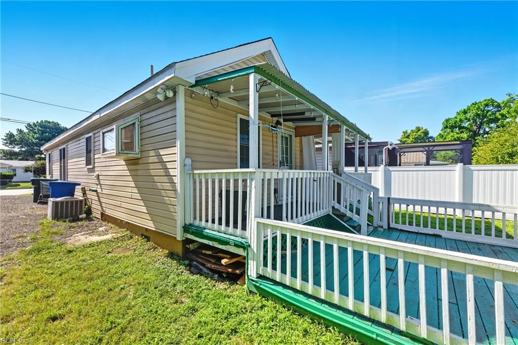 625 Center Avenue Newport News VA 23601