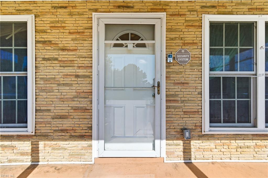 625 Center Avenue Newport News VA 23601