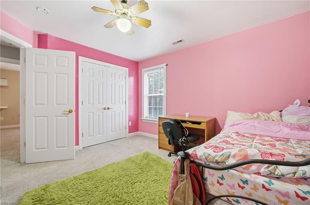 105 Overlook Point Yorktown VA 23693