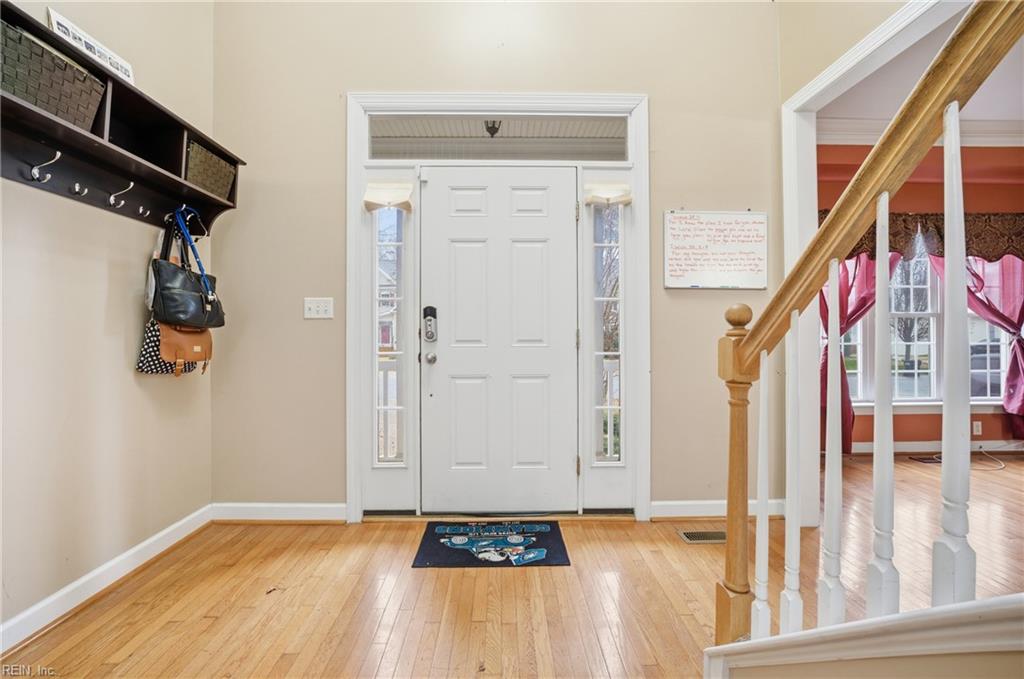 105 Overlook Point Yorktown VA 23693