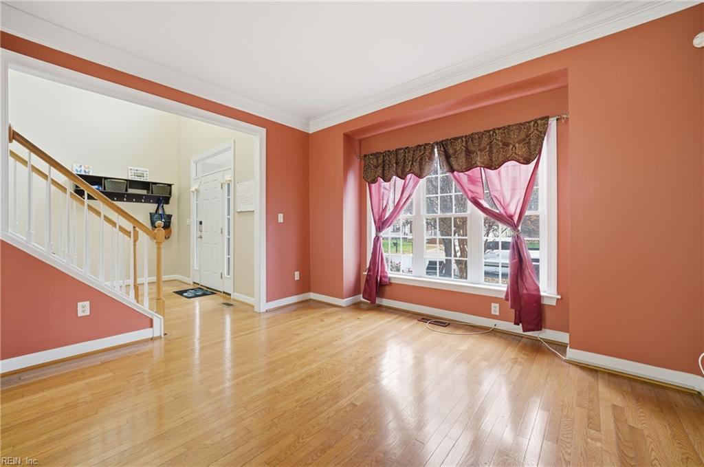 105 Overlook Point Yorktown VA 23693