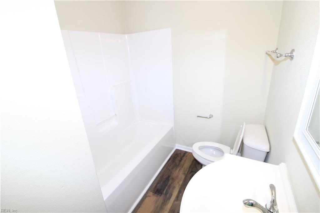 6 Snidow Boulevard Newport News VA 23608