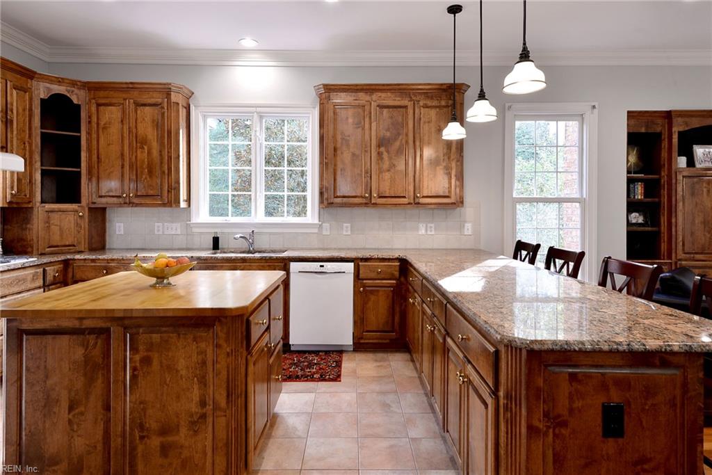 2076 Harpers Mill Williamsburg VA 23185
