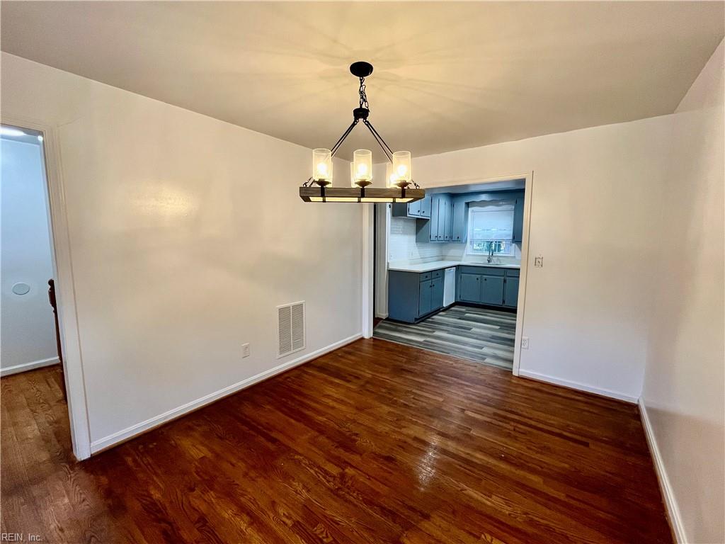 140 Lowell Place Newport News VA 23602