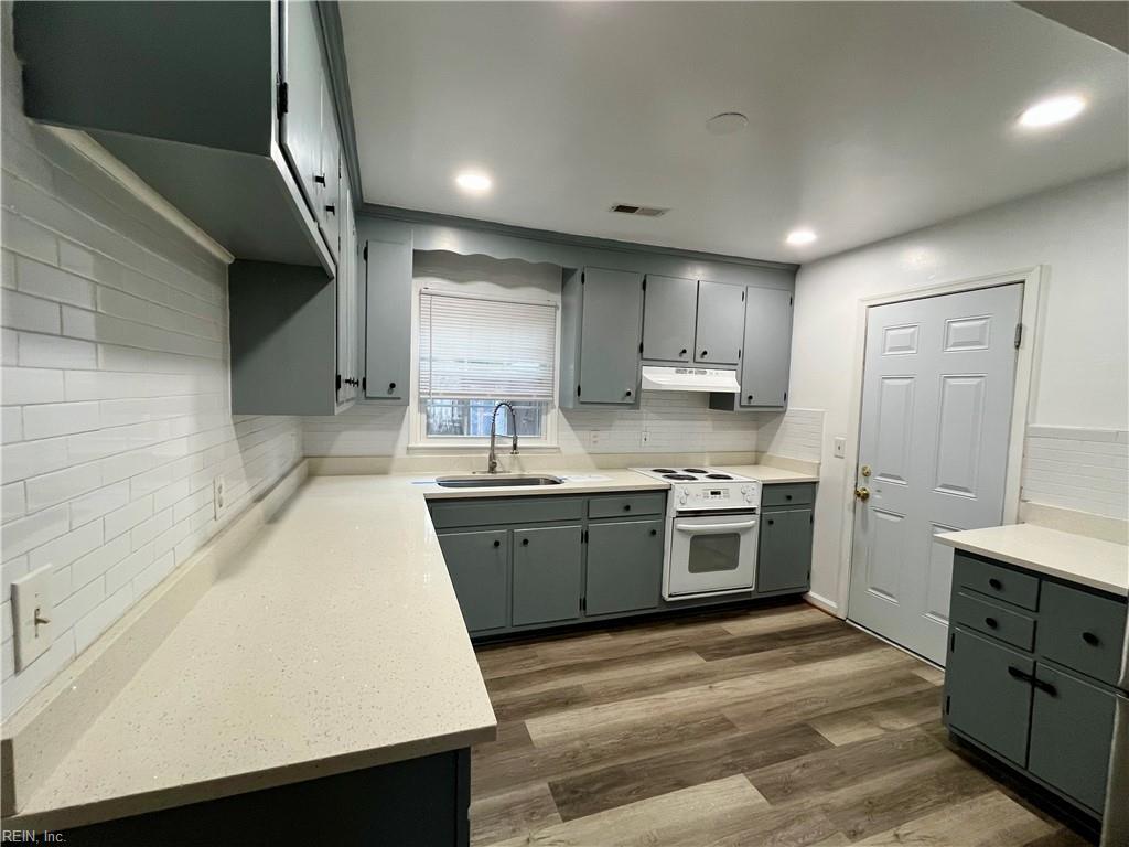 140 Lowell Place Newport News VA 23602