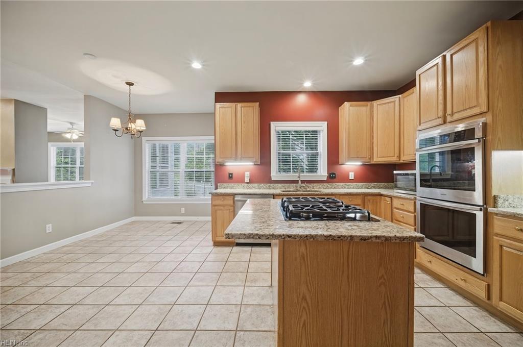 105 Meredith Way Williamsburg VA 23185