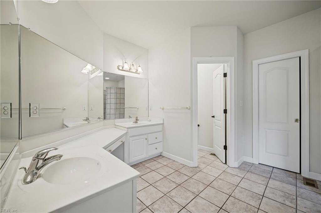 105 Meredith Way Williamsburg VA 23185