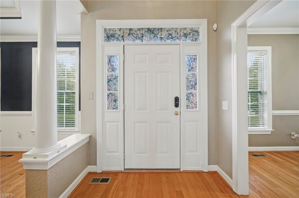 105 Meredith Way Williamsburg VA 23185
