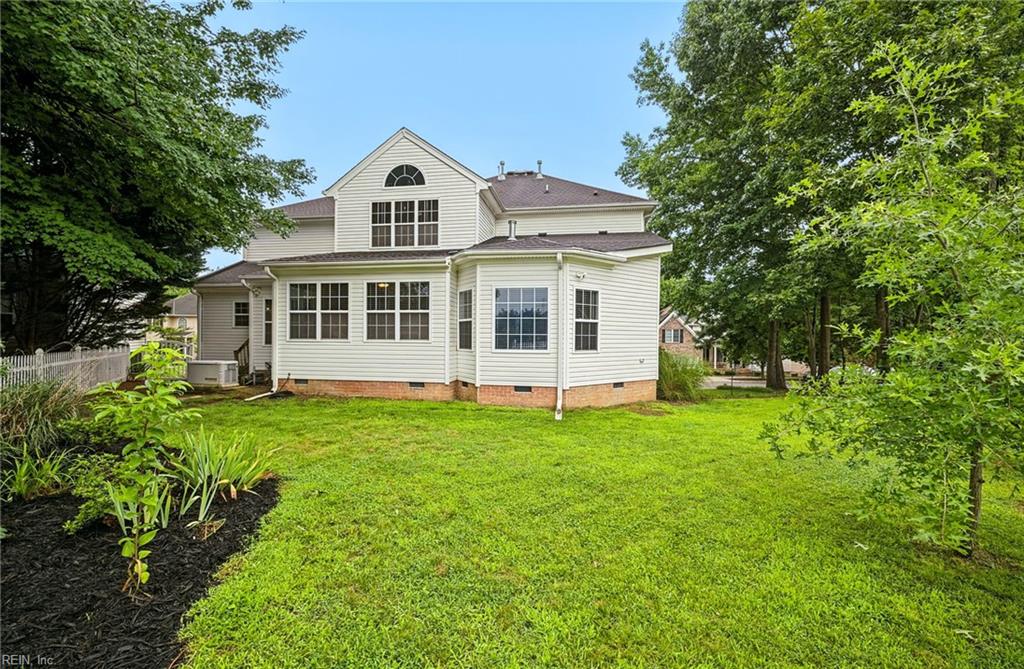 105 Meredith Way Williamsburg VA 23185
