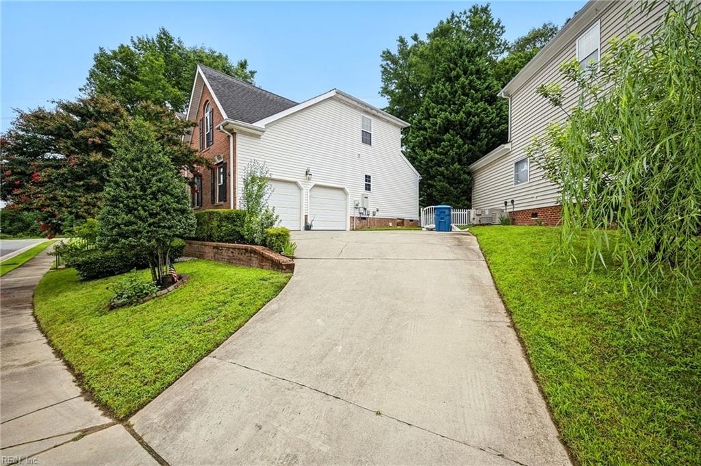105 Meredith Way Williamsburg VA 23185