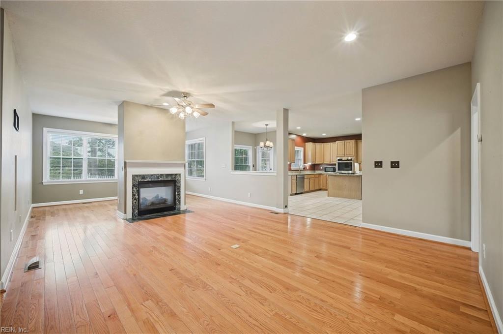 105 Meredith Way Williamsburg VA 23185
