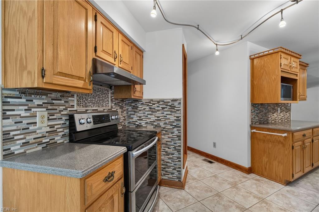 106 Millers Cove Road Newport News VA 23602