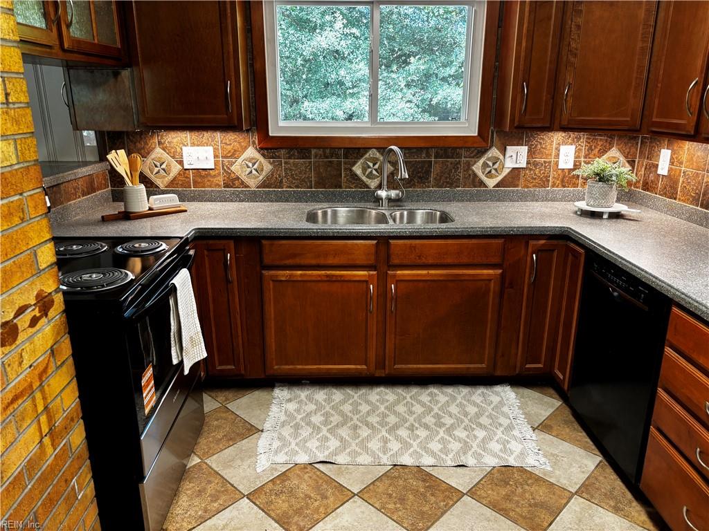 301 Woodroof Road Newport News VA 23606