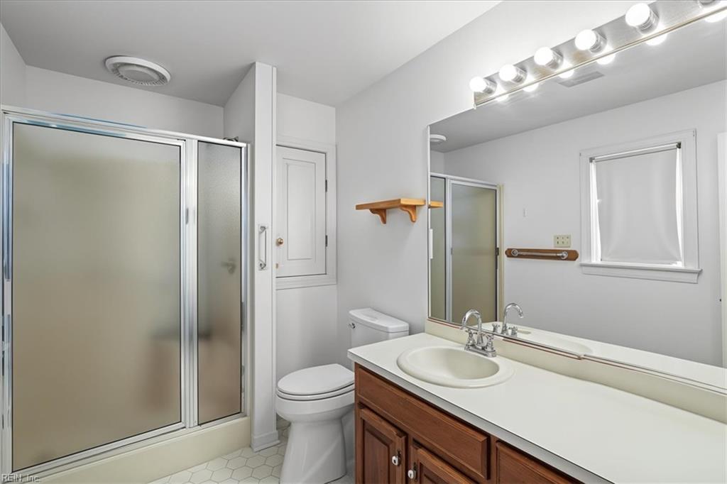 104 King Forest Lane Newport News VA 23608