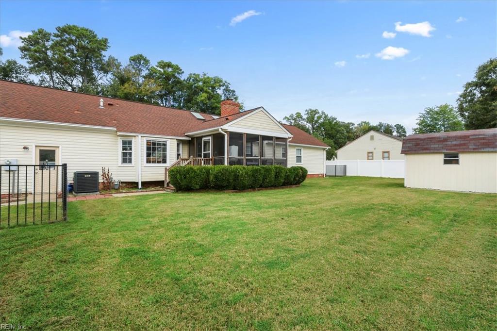 104 King Forest Lane Newport News VA 23608