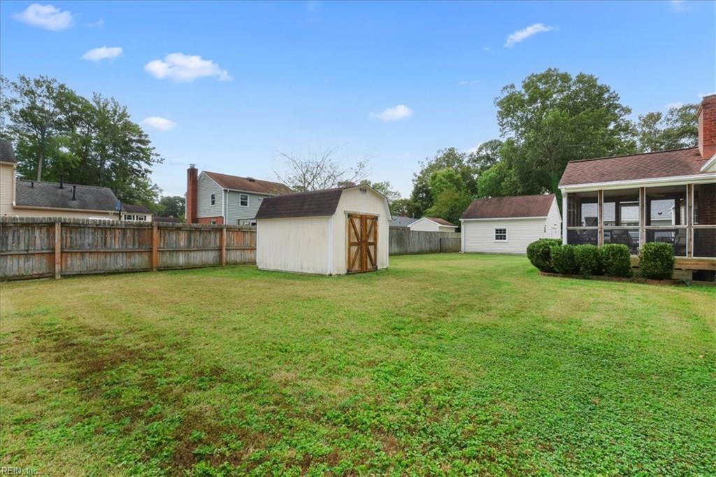 104 King Forest Lane Newport News VA 23608