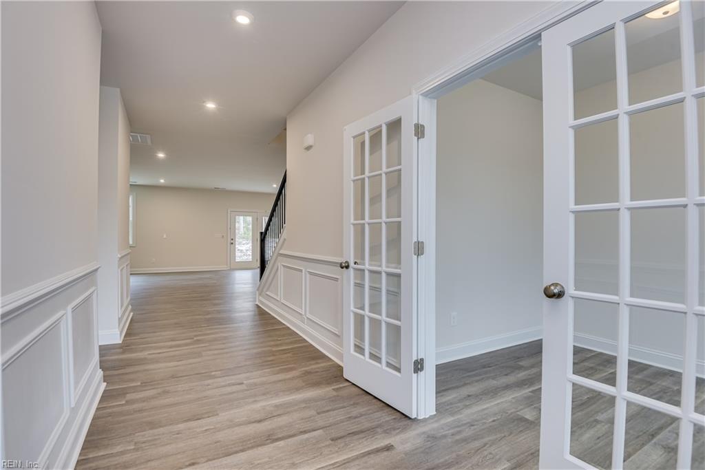 102 Pisces Drive Yorktown VA 23693