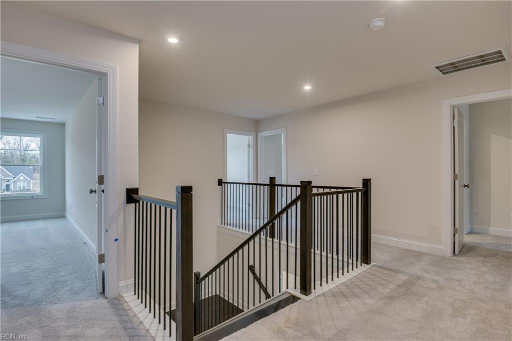 102 Pisces Drive Yorktown VA 23693