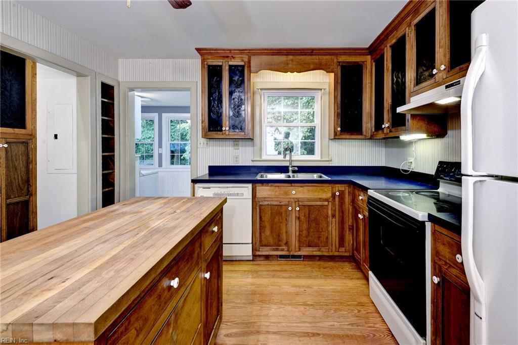 109 Forest Lane Williamsburg VA 23188
