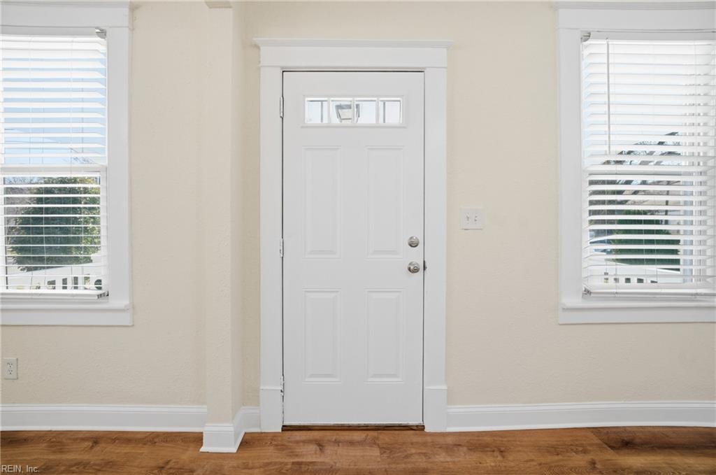 923 Hampton Avenue Newport News VA 23607