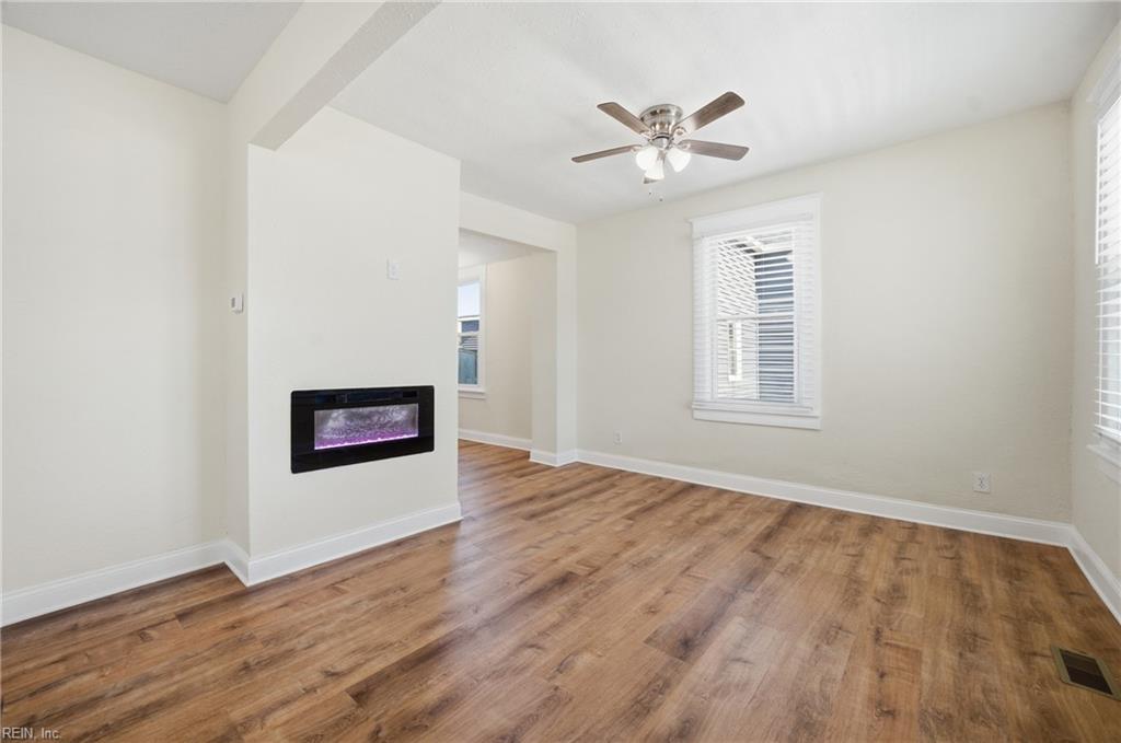 923 Hampton Avenue Newport News VA 23607