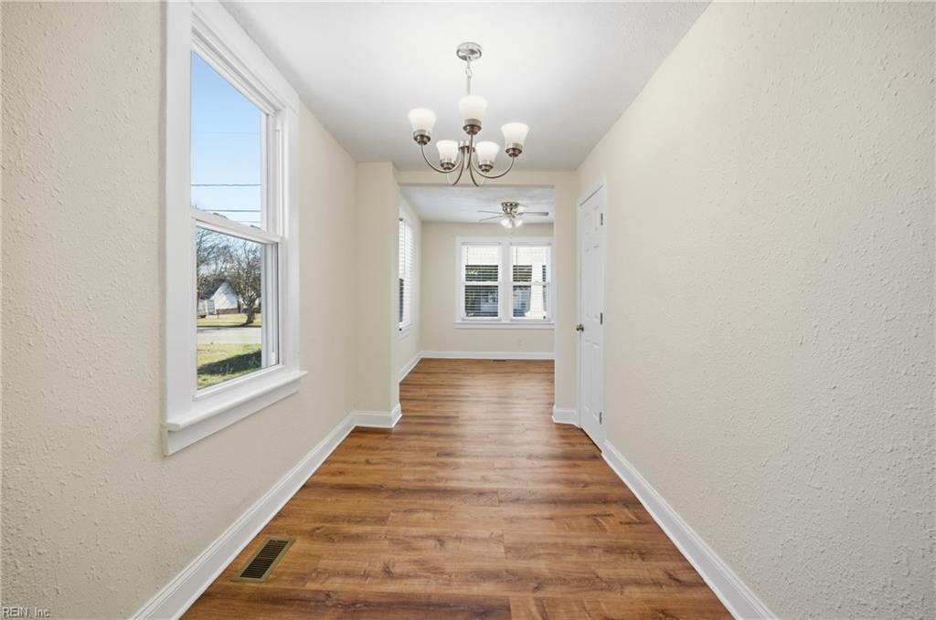 923 Hampton Avenue Newport News VA 23607