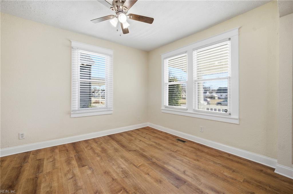 923 Hampton Avenue Newport News VA 23607