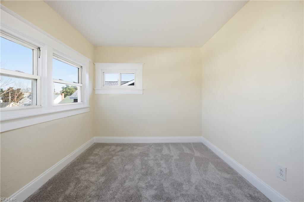 923 Hampton Avenue Newport News VA 23607