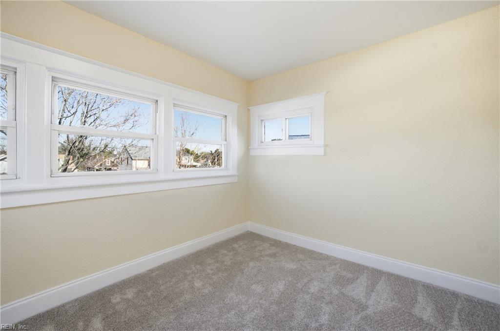 923 Hampton Avenue Newport News VA 23607