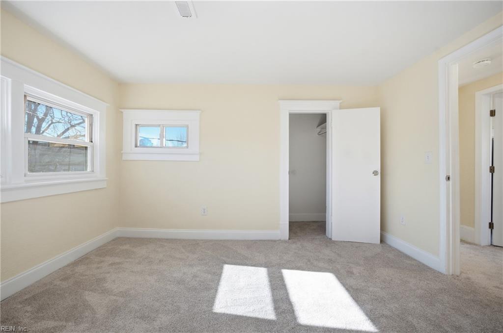 923 Hampton Avenue Newport News VA 23607