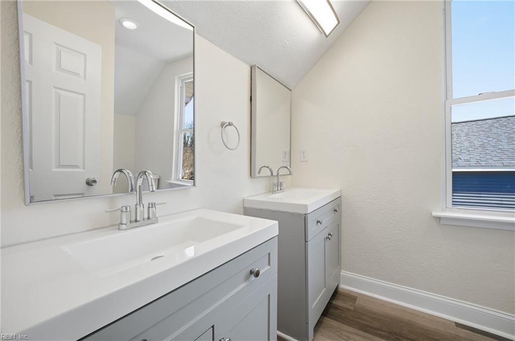 923 Hampton Avenue Newport News VA 23607