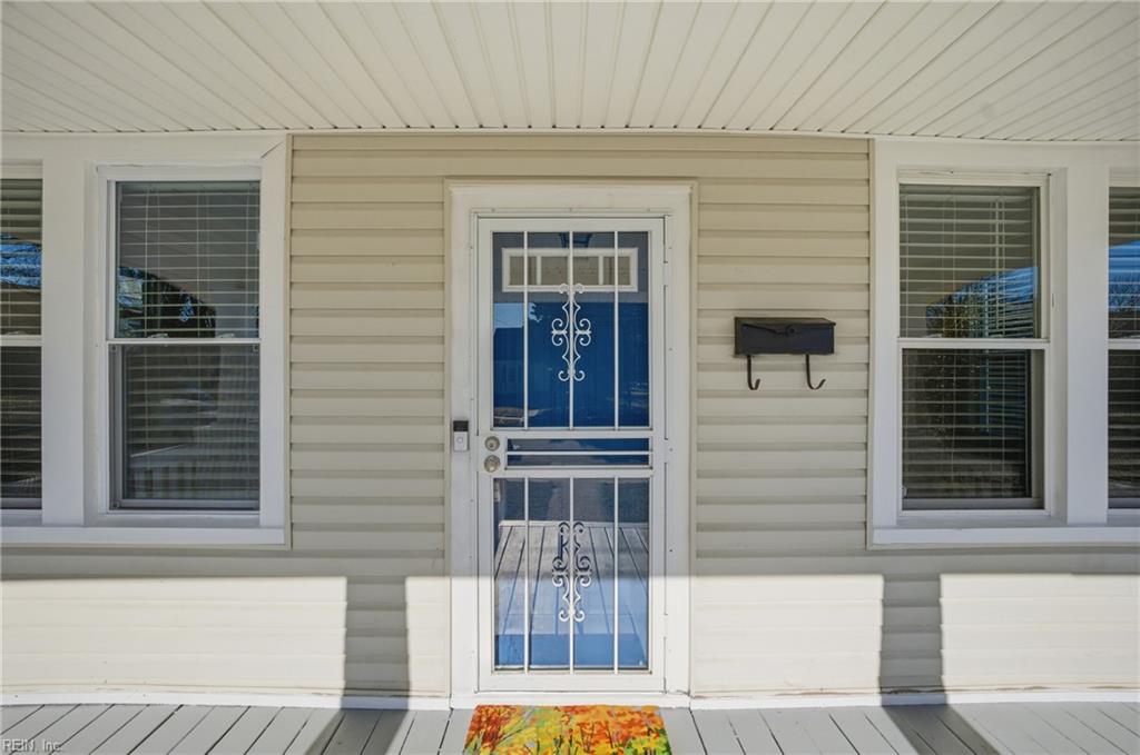 923 Hampton Avenue Newport News VA 23607