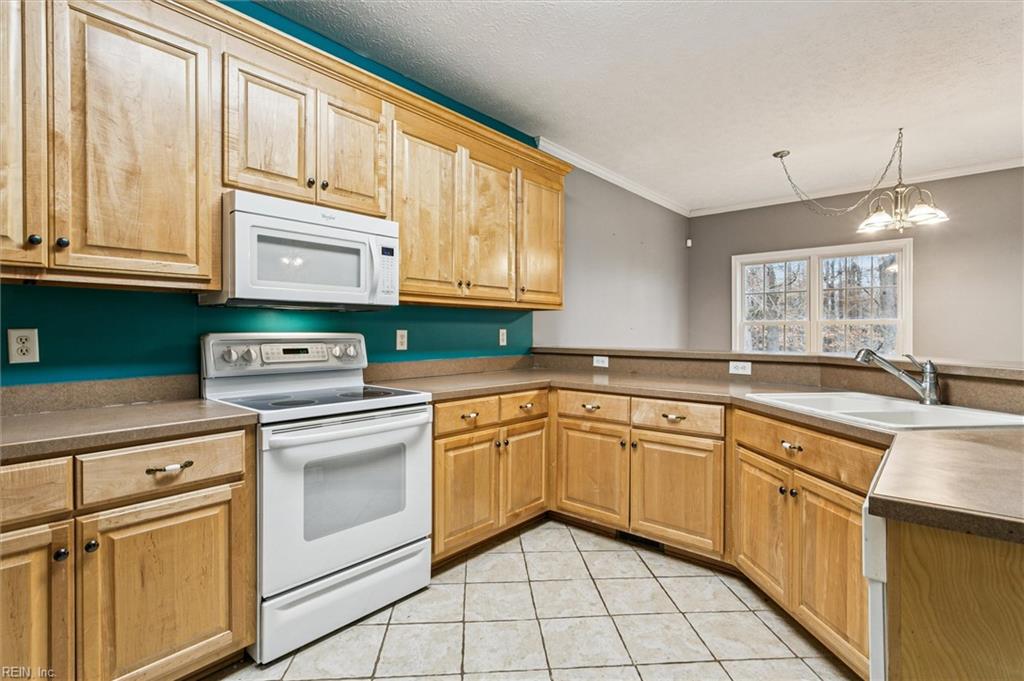 314 Oak Ridge Drive Newport News VA 23603