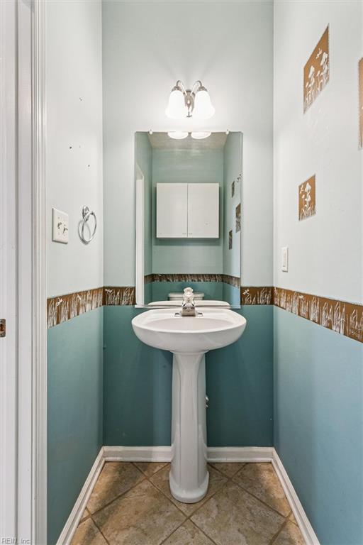 314 Oak Ridge Drive Newport News VA 23603