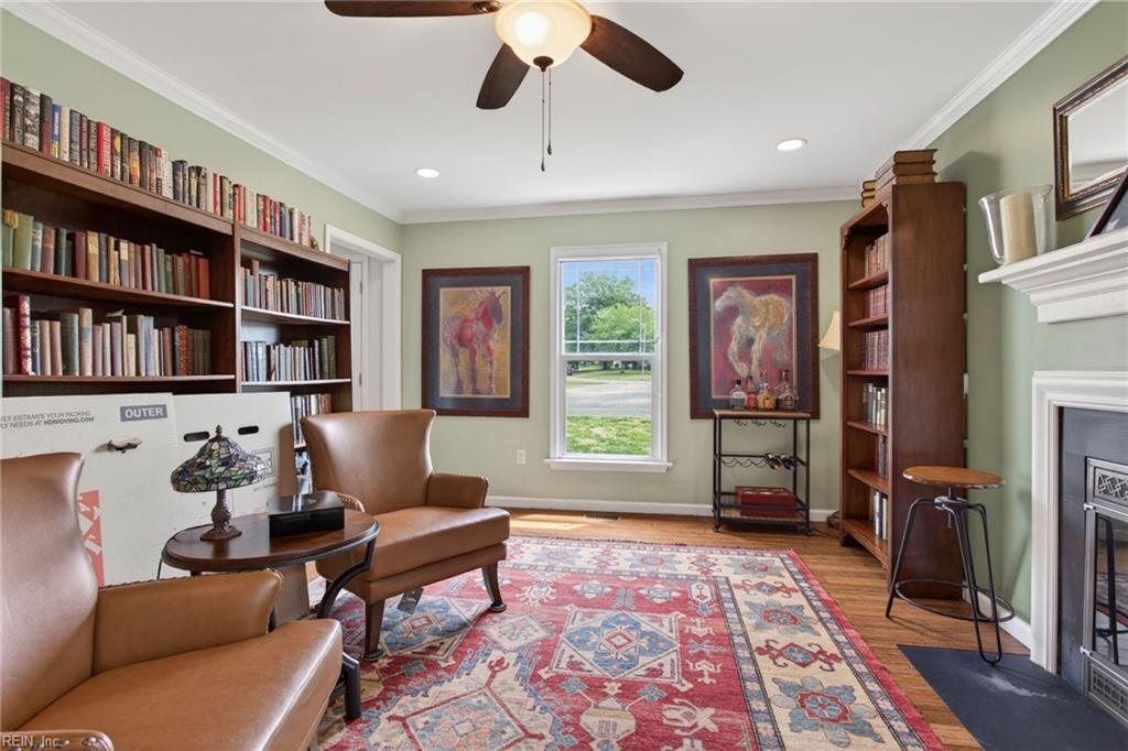 1 Laramie Court Newport News VA 23608