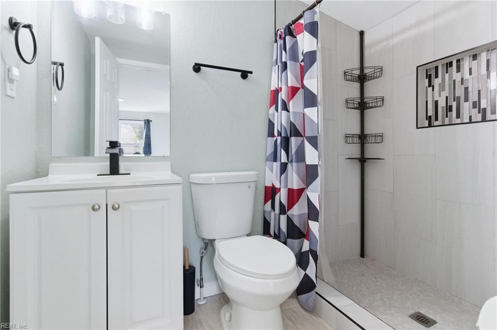 62 Buxton Avenue Newport News VA 23607