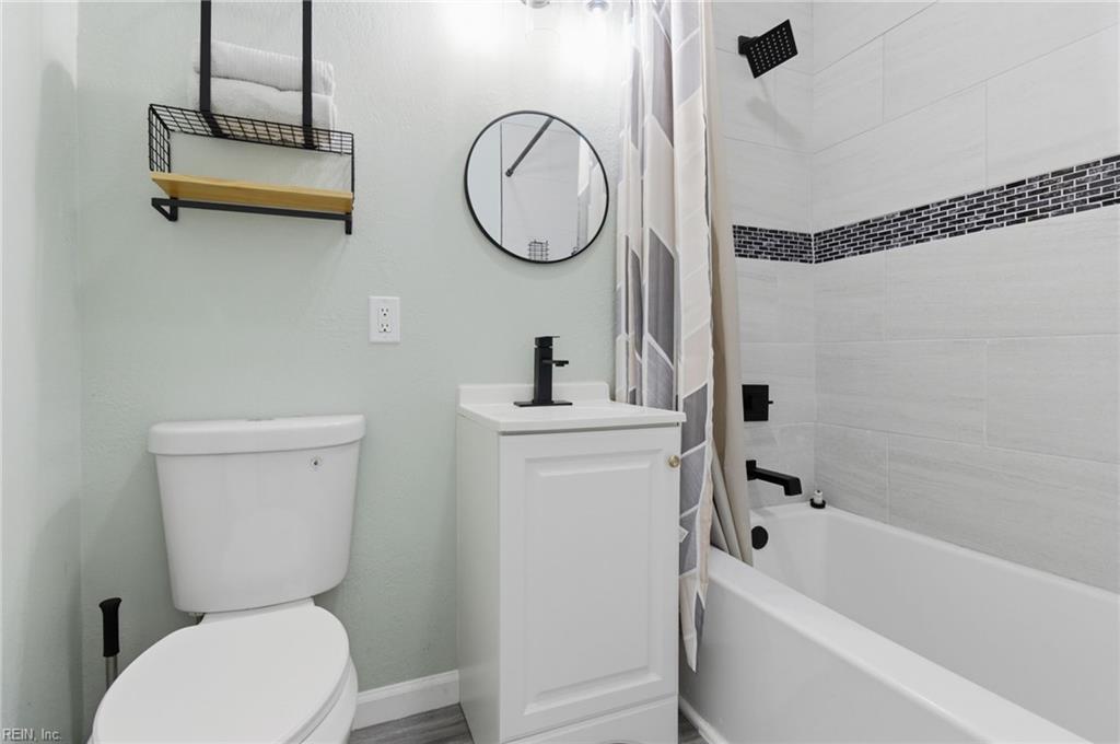 62 Buxton Avenue Newport News VA 23607