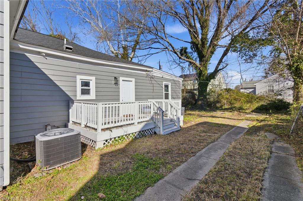 62 Buxton Avenue Newport News VA 23607