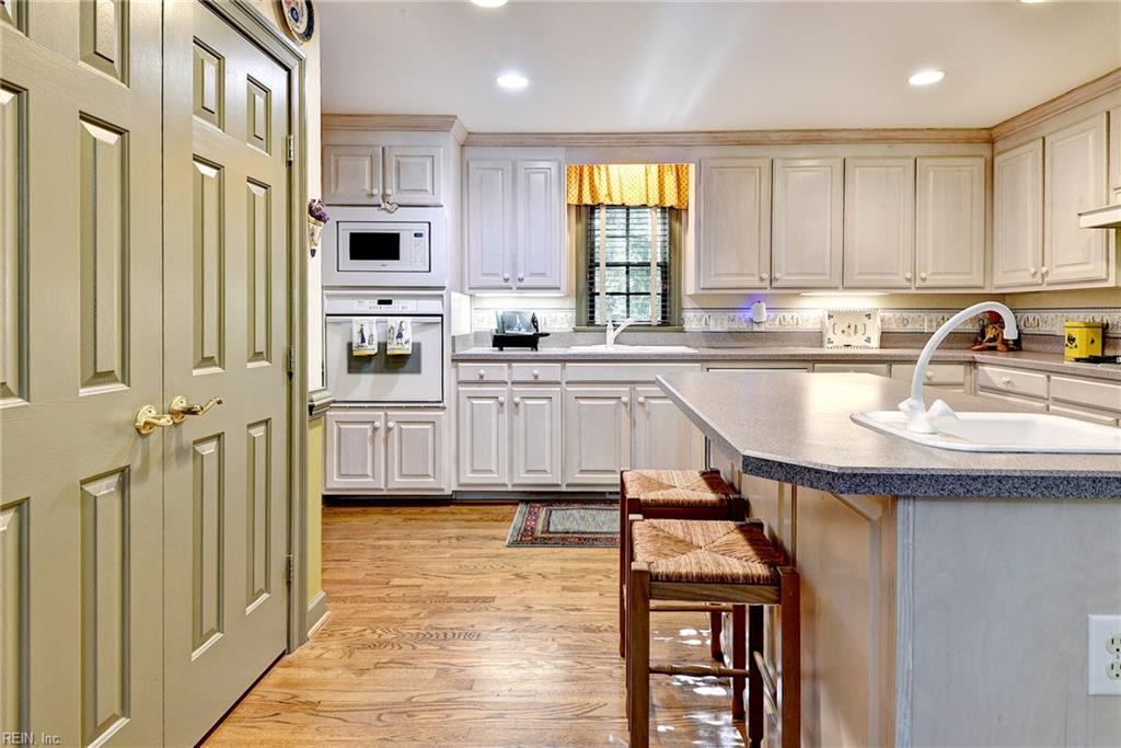 100 Doral Williamsburg VA 23188