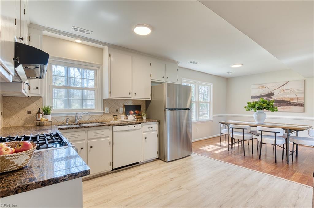 111 Melody Lane Yorktown VA 23692