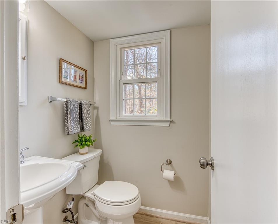 111 Melody Lane Yorktown VA 23692