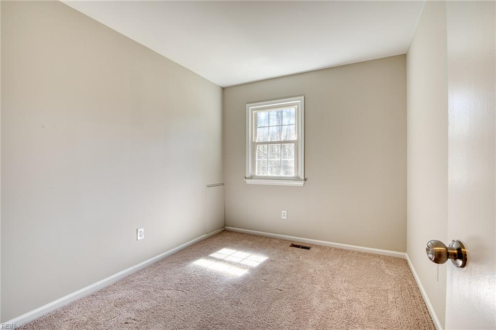 111 Melody Lane Yorktown VA 23692