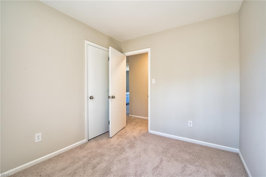 111 Melody Lane Yorktown VA 23692