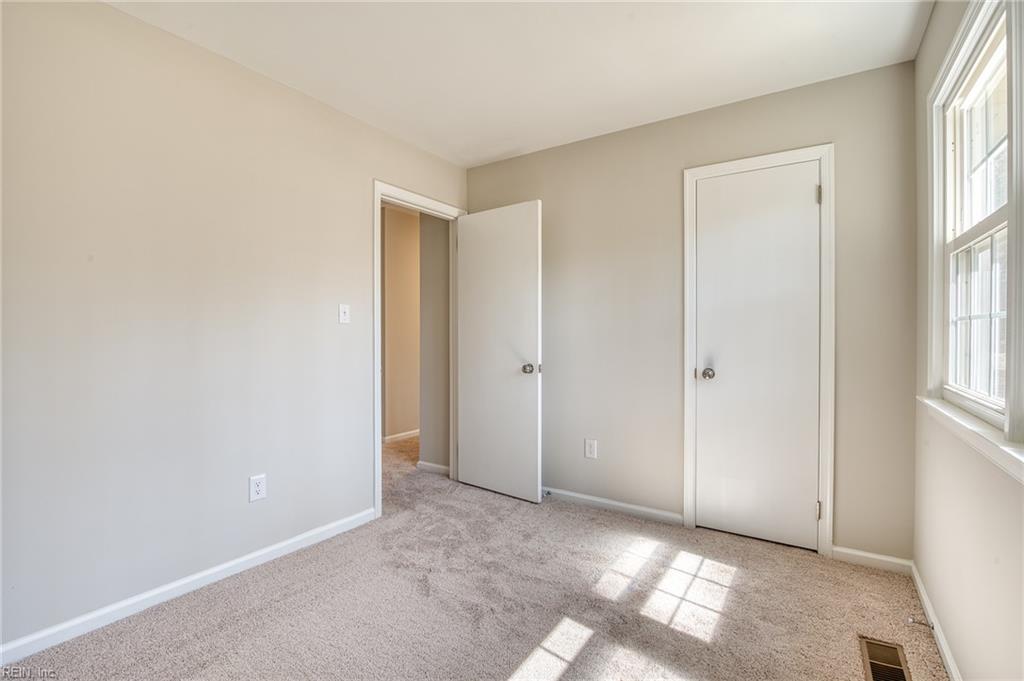 111 Melody Lane Yorktown VA 23692